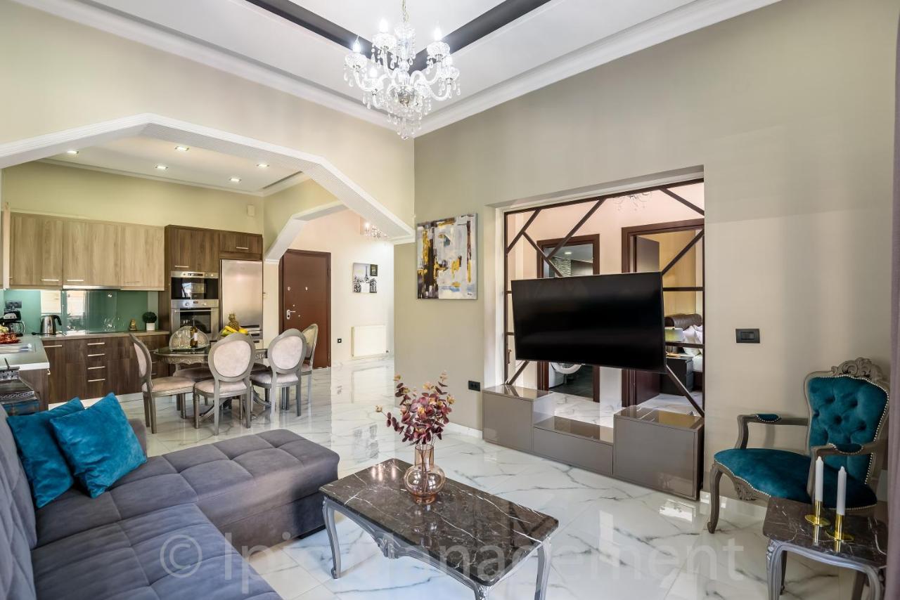 Elegant 2Br Apt Rooftop Pool & Walk To Old Town La Canea Exterior foto